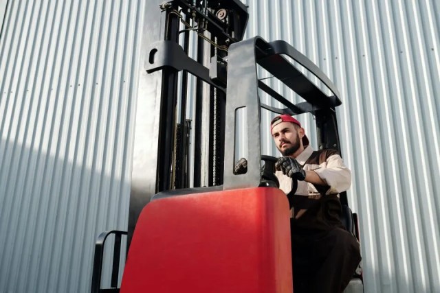 A Beginner&#8217;s Guide to Heavy Equipment Transport Process