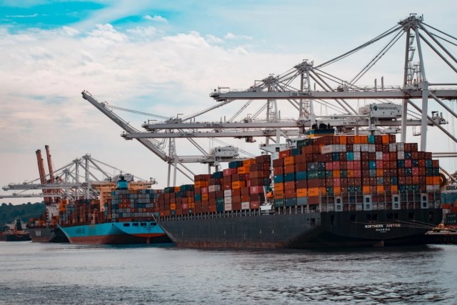 A Complete Guide to International Shipping