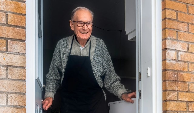 Checklist for Moving Elderly Parents in Seattle