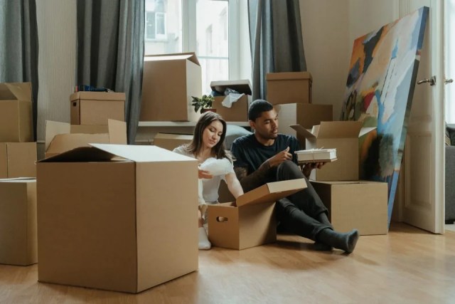 DIY moving vs hiring Seattle movers