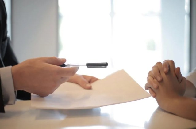 The downsides of dealing with moving brokers