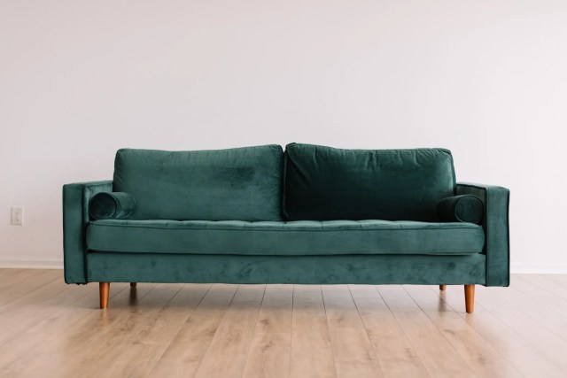 Genius hacks and solutions for moving furniture in Lynnwood