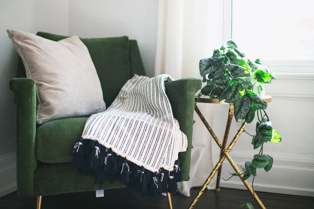 Guide to simplifying your home after moving
