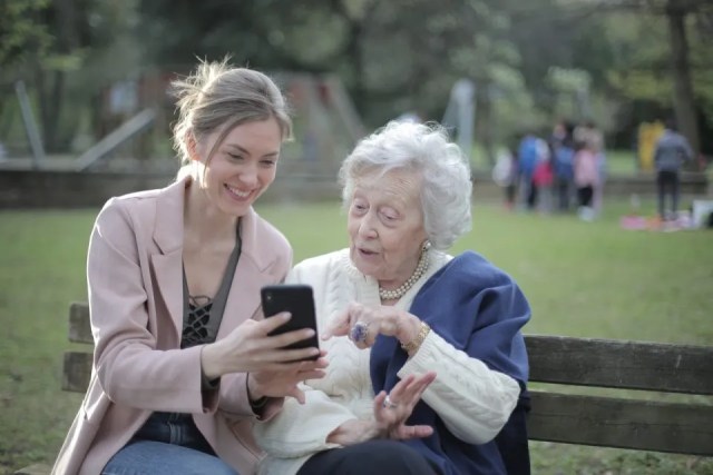 Helping your parents adapt to moving