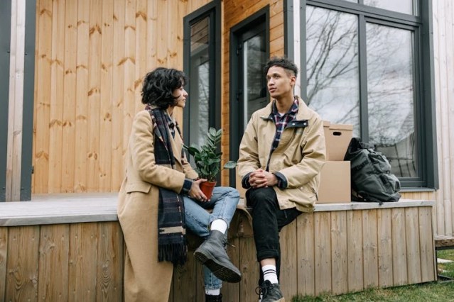 How to Maintain Friendships After Moving