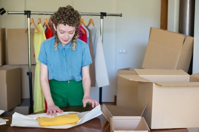 How to pack apparel for a wrinkle-free move