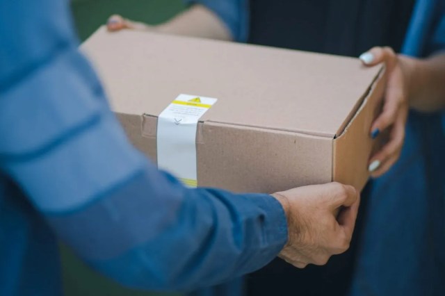 How to pack fragile items for shipping