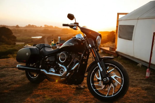 How to prepare a motorcycle for international transport