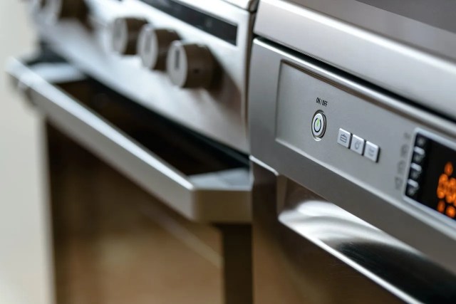 How to protect kitchen appliances when moving