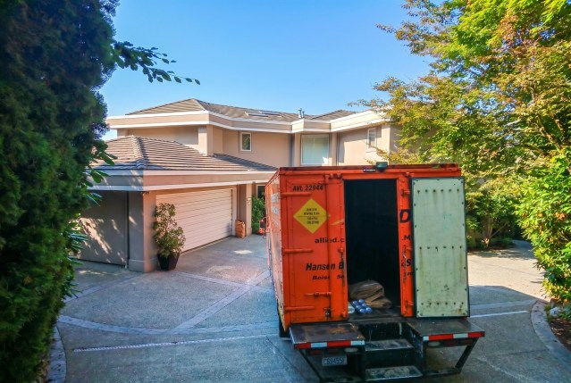 Moving Your Family to Seattle With Ease