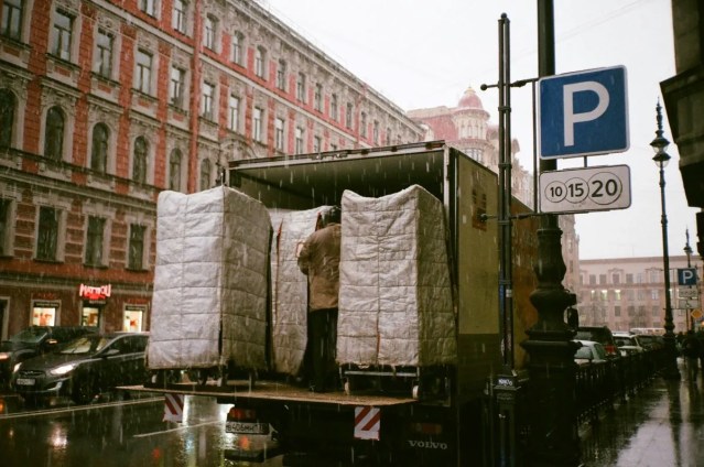 The risks of hiring freelance movers