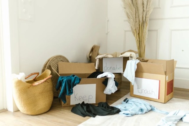 Sustainable Practices for Downsizing Before Relocating