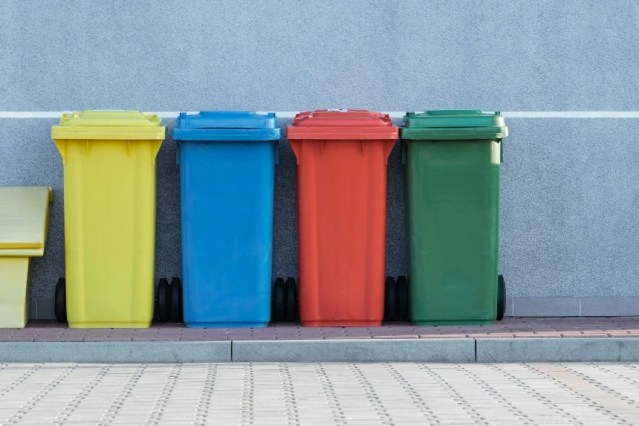 Sustainable Unpacking and Disposal Post-Move