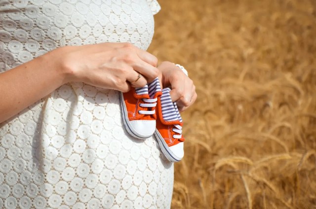 Tips for moving while expecting a child