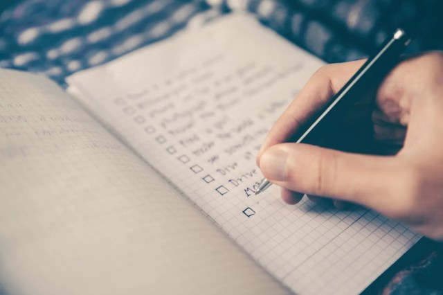 Ultimate international moving checklist