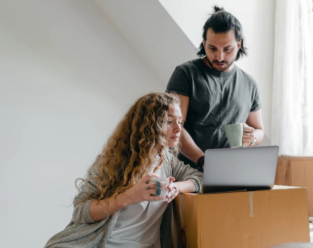 Understanding the Popularity of Hybrid Moves in Seattle