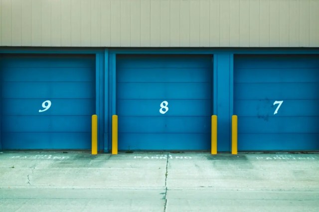 Ways to reduce storage rental expenses in WA